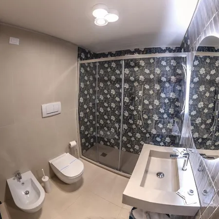 Fabroniana Elegant Appartement *